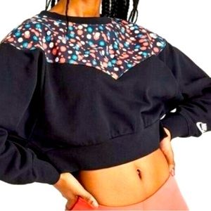 Nike heritage floral print cropped sweatshirt